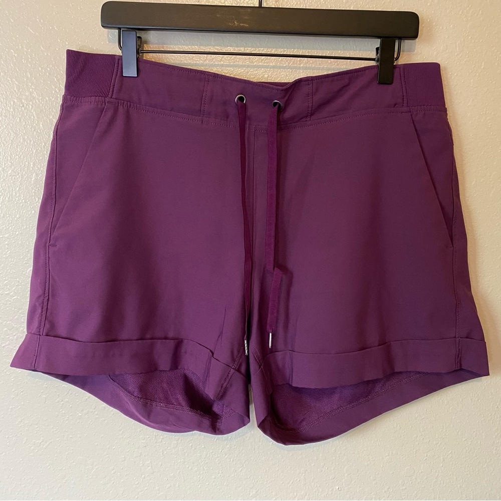Studio Shorts